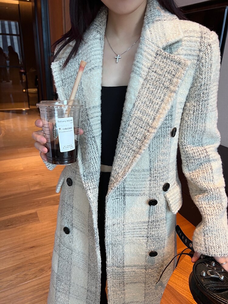 Loose Fit White Plaid Elegant Long Woolen Coat Parkas New Long Sleeve Women Fashion Trend Autumn Winter