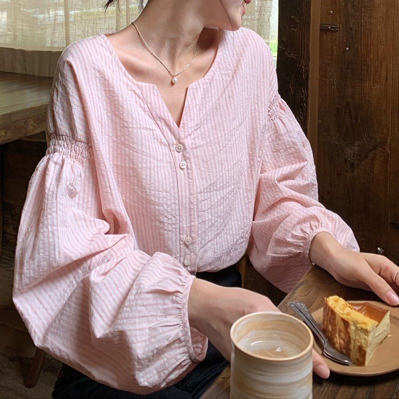 Strawberry Special~ Handmade Linen Cotton Small V-Neck Forked Gathered Two-Button Lantern Sleeve Shirt