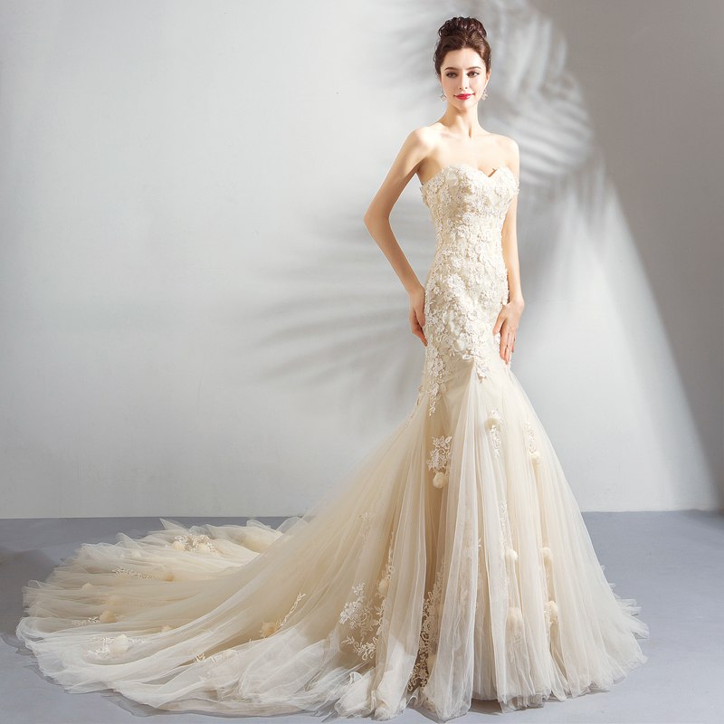 Romantic Light Champagne Mermaid Wedding Dress Sweetheart Lace Flower Fishtail Wedding