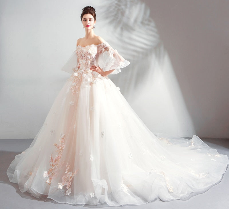 Luxury icewhite Dress The Bridal Sweetheart Lace A-line Beading Sweep Train Wedding Gown Wedding Dress