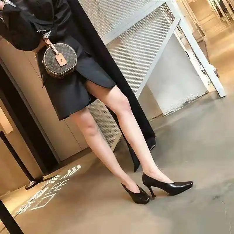 Ladies Vintage Chunky Female High Heel Pumps Sexy Cow Leather Women Square Toe Heels Lady Fashion Shoes Hot Sales
