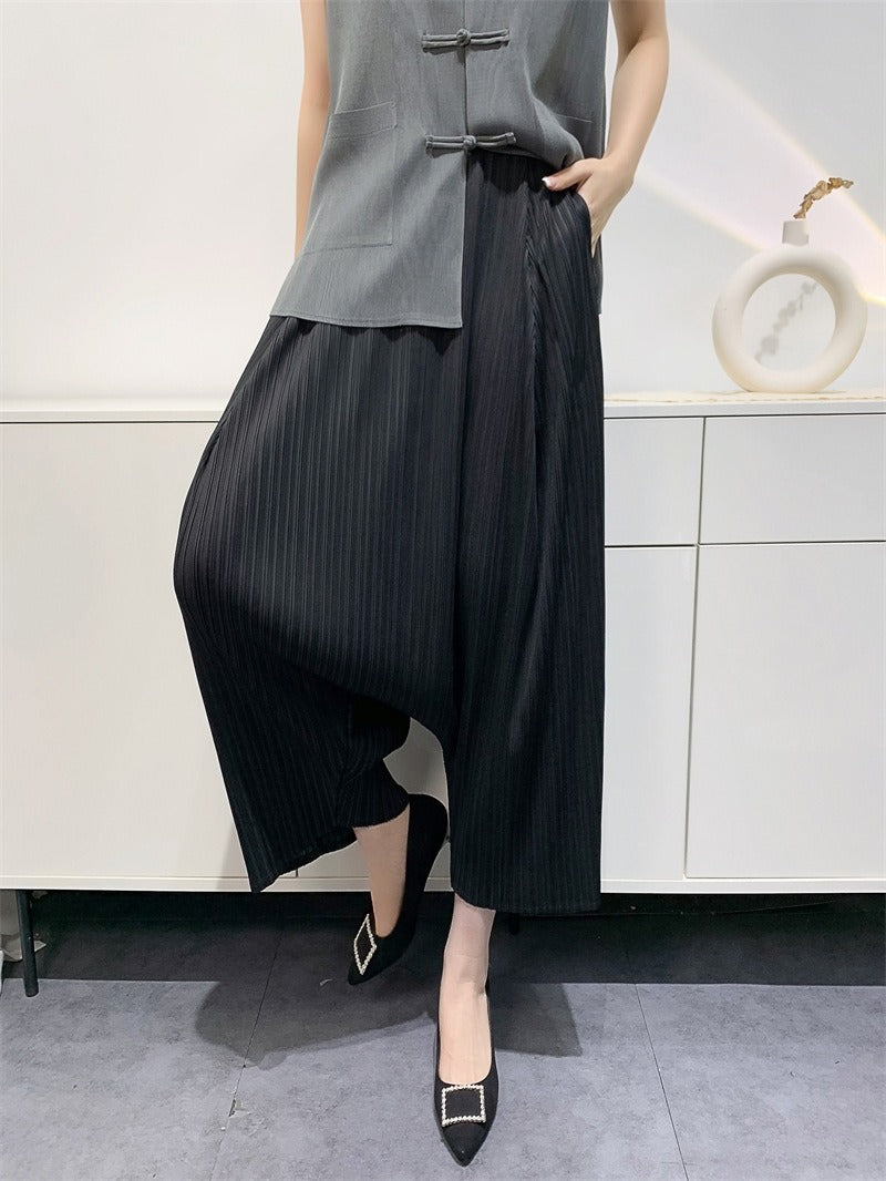 Wrinkled pants for women Haren suspender pants and cropped pants with loose personality