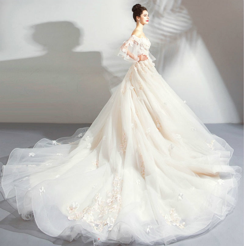 Luxury icewhite Dress The Bridal Sweetheart Lace A-line Beading Sweep Train Wedding Gown Wedding Dress